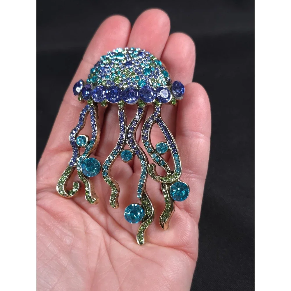 Sparkling‎ Jellyfish Brooch Rhinestone Crystal Pendant Charm Gold Tone Women